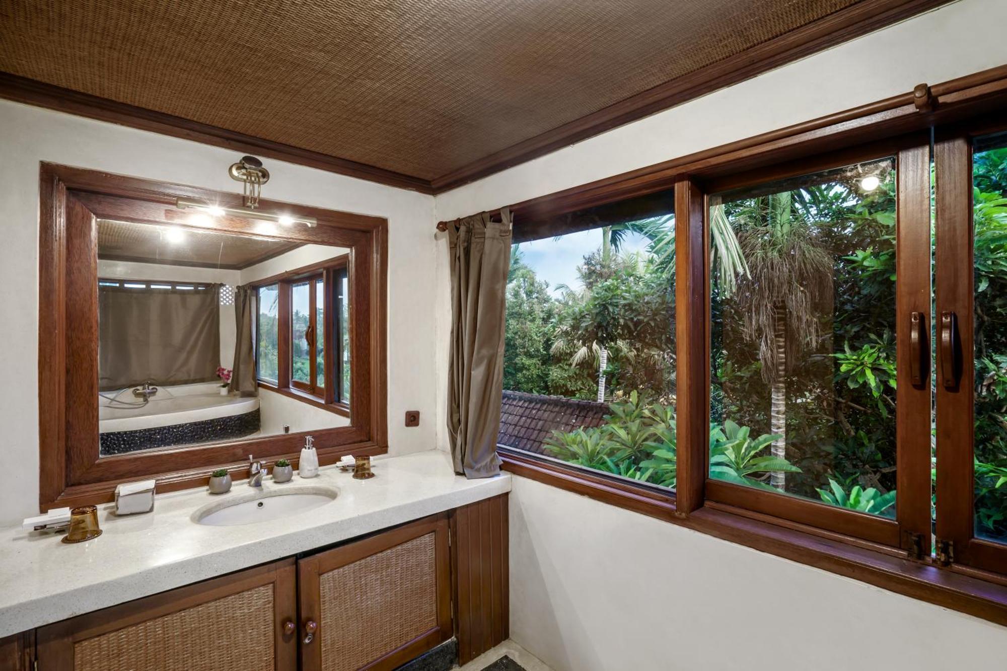 Villa Sujati Ubud Exteriör bild